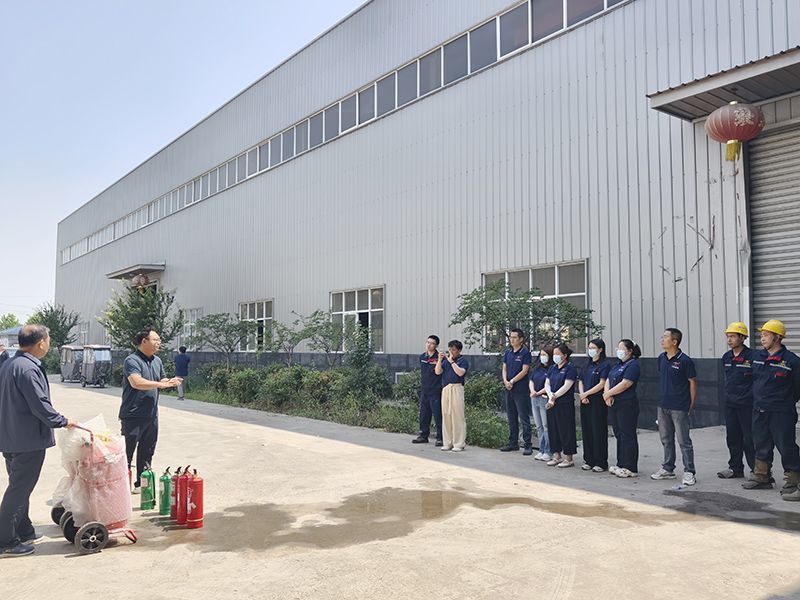 萬川環(huán)保集團夏季消防演練：筑牢安全防線，守護綠色家園